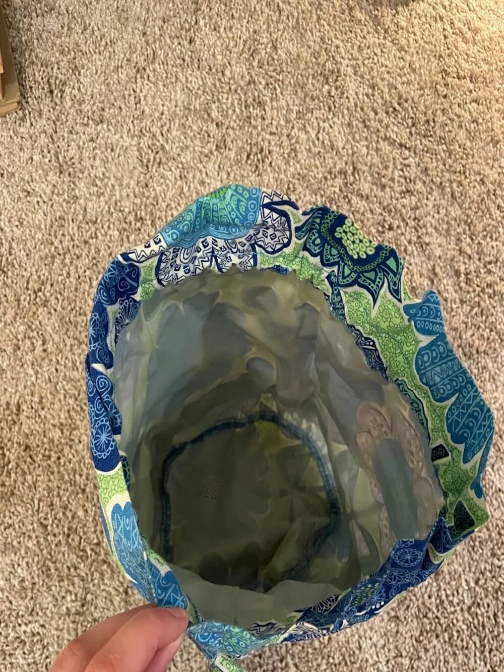 Vera Bradley Retired Doodle Daisy pattern drawstring ditty bag